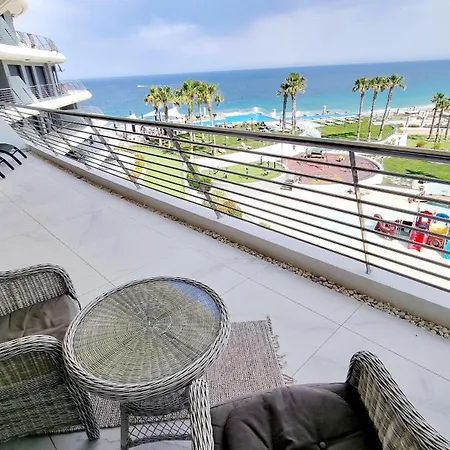 Apartment Infinity View